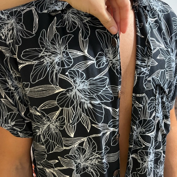 HAWAII button up shirt - Picture 5 of 14